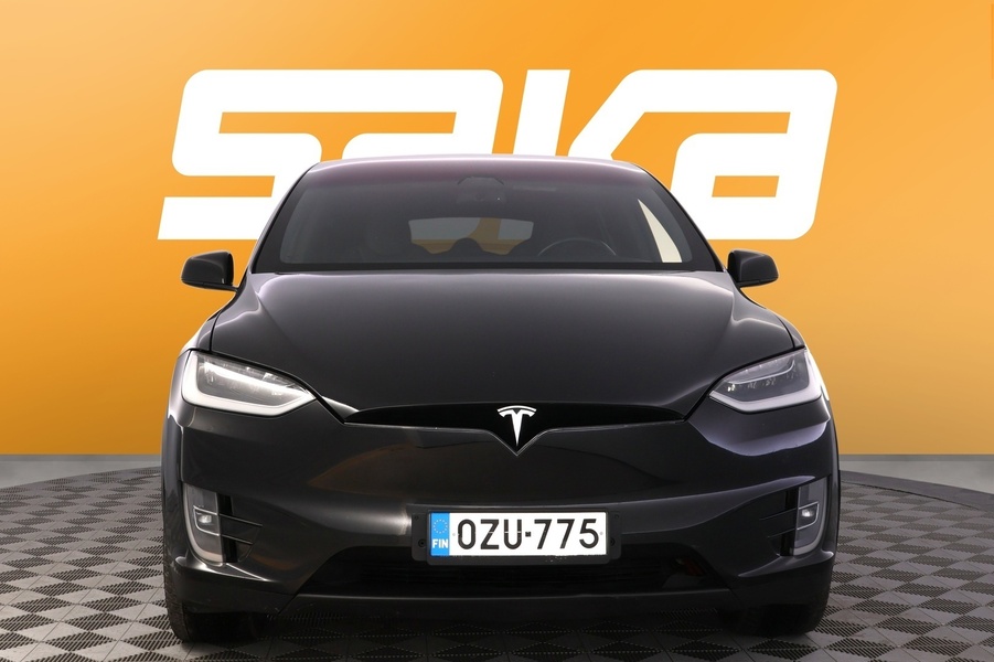 Tesla Model X vaihtoauto