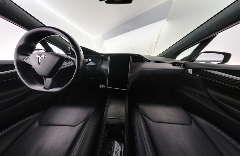 Tesla Model X vaihtoauto