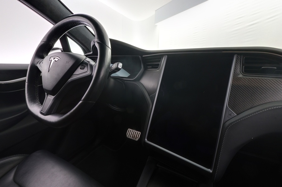 Tesla Model X vaihtoauto