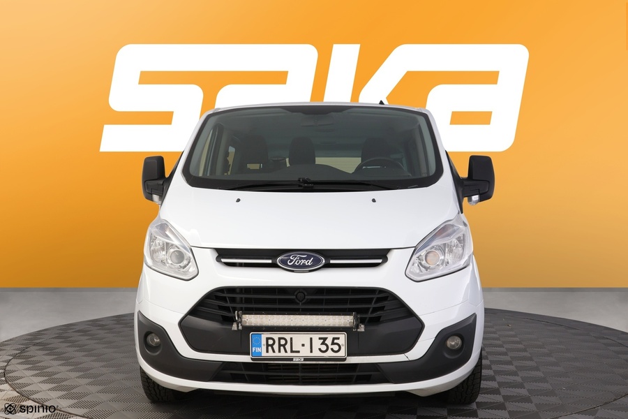 Ford Tourneo Custom vaihtoauto