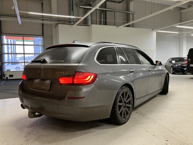BMW 520 vaihtoauto