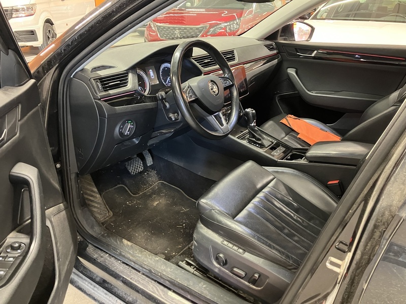 Skoda Superb vaihtoauto