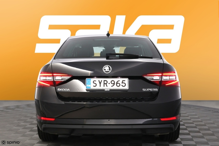 Skoda Superb vaihtoauto
