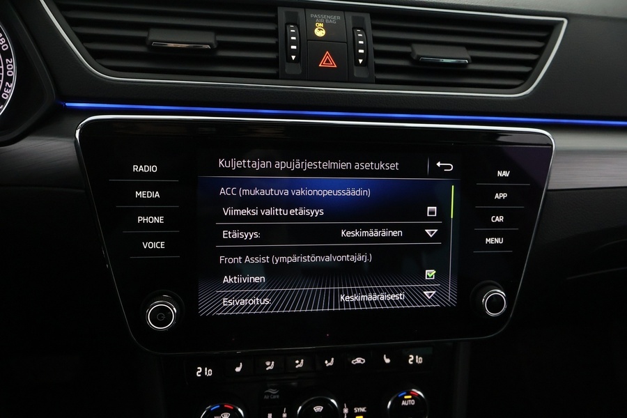 Skoda Superb vaihtoauto