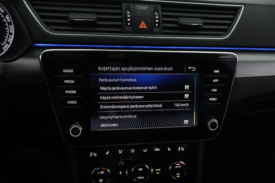 Skoda Superb vaihtoauto