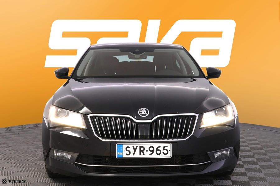 Skoda Superb vaihtoauto