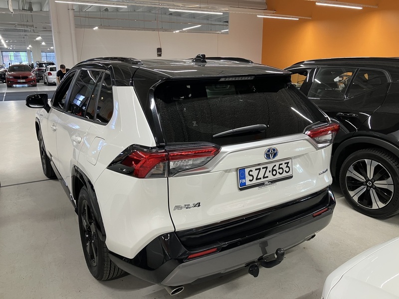 Toyota RAV4 vaihtoauto