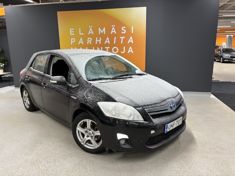 Toyota Auris vaihtoauto