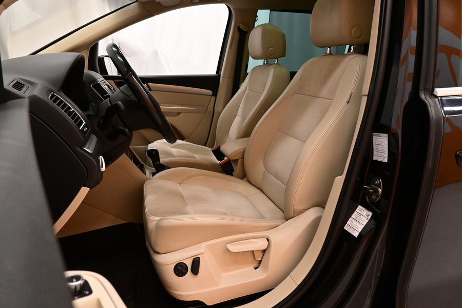 Volkswagen Sharan vaihtoauto