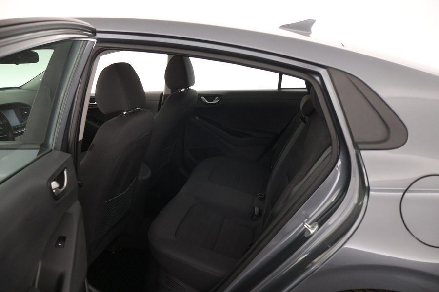 Hyundai IONIQ hybrid vaihtoauto