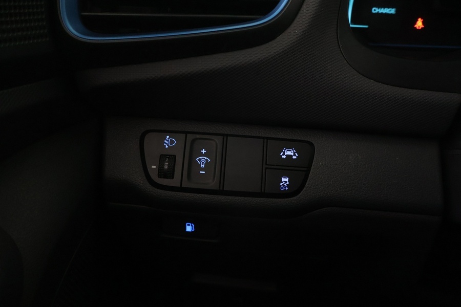 Hyundai IONIQ hybrid vaihtoauto