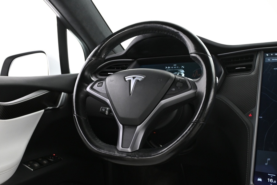 Tesla Model X vaihtoauto