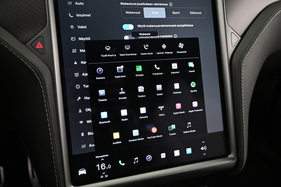 Tesla Model X vaihtoauto