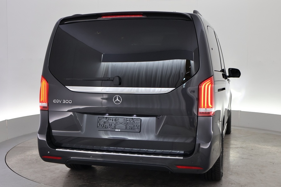Mercedes-Benz EQV vaihtoauto