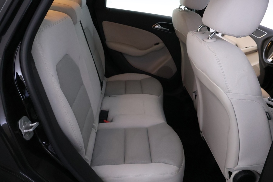 Mercedes-Benz B vaihtoauto