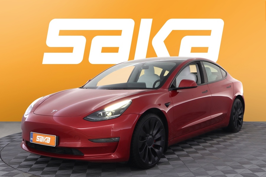 Tesla Model 3 vaihtoauto