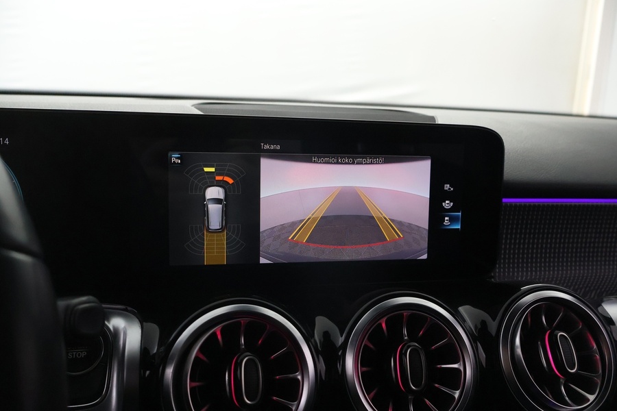 Mercedes-Benz EQB vaihtoauto