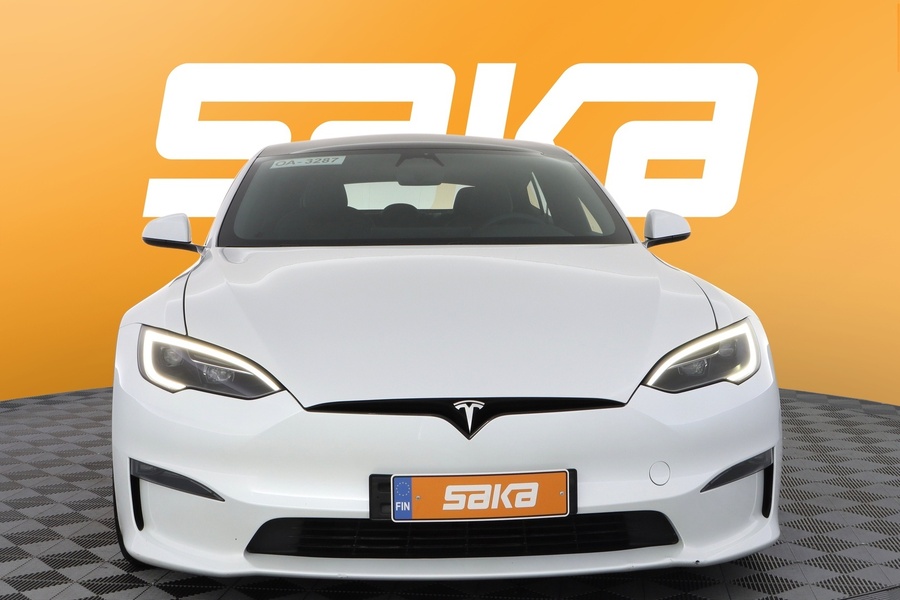 Tesla Model S vaihtoauto