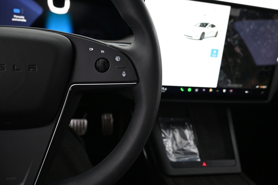 Tesla Model S vaihtoauto