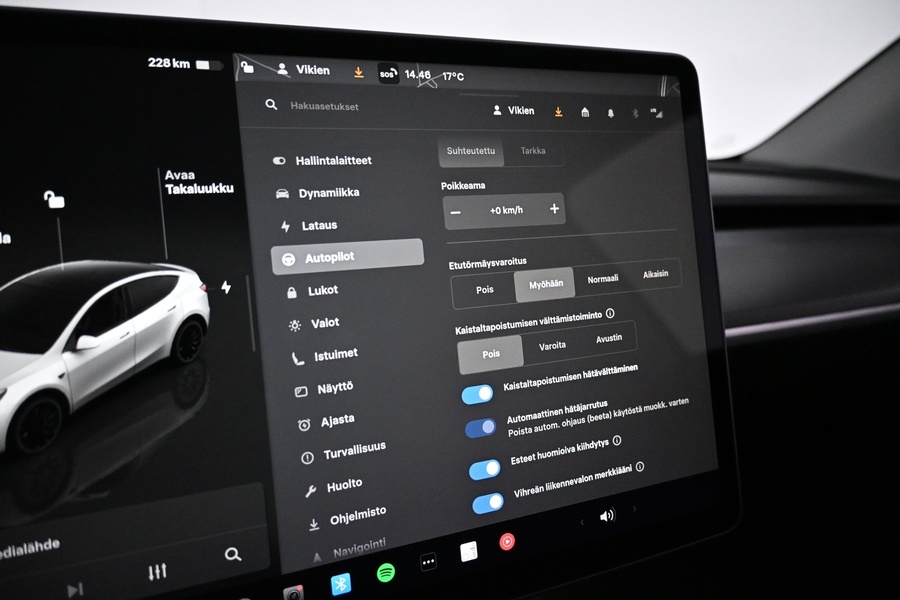 Tesla Model Y vaihtoauto
