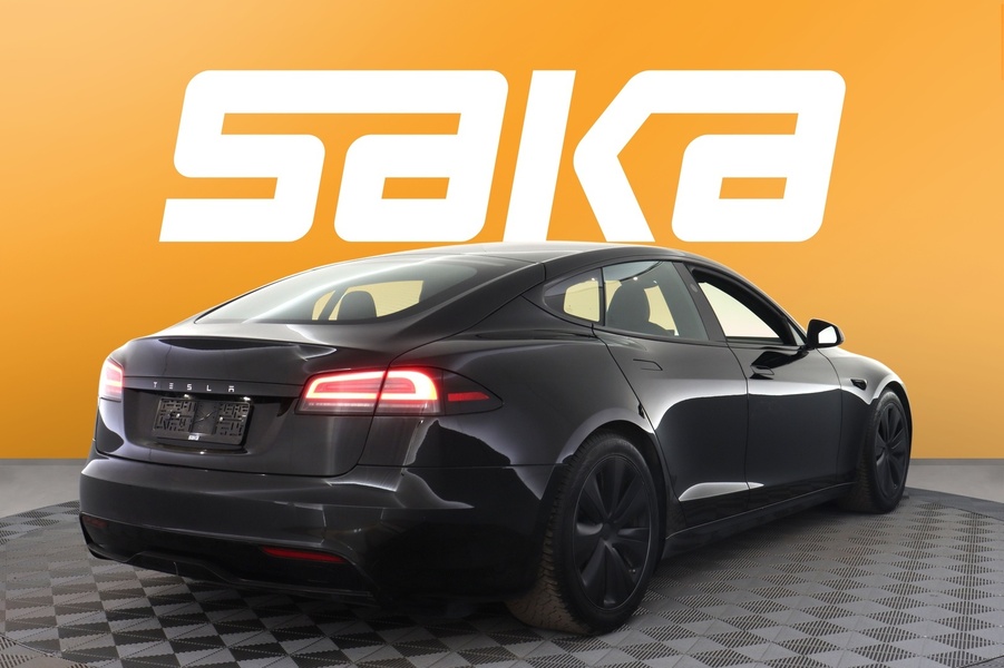 Tesla Model S vaihtoauto