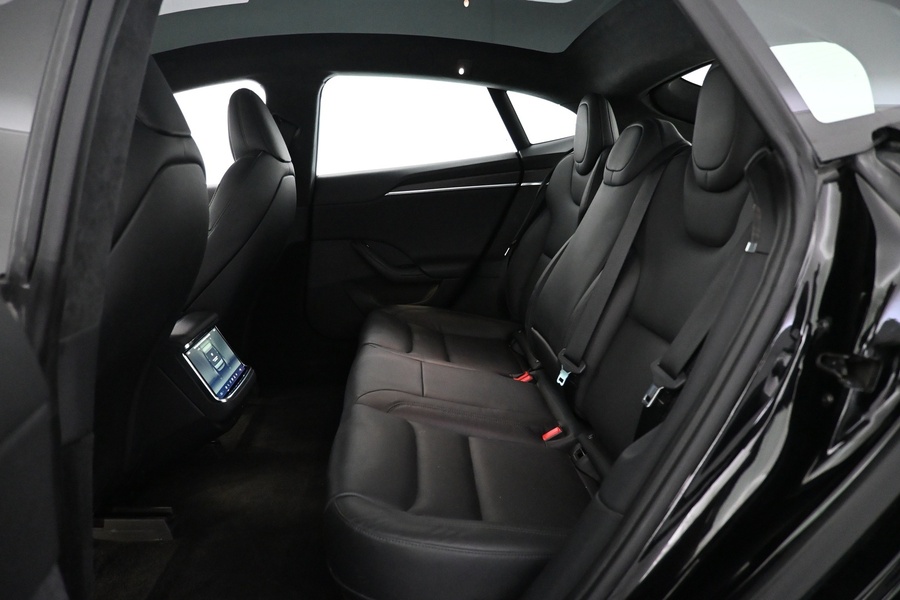 Tesla Model S vaihtoauto