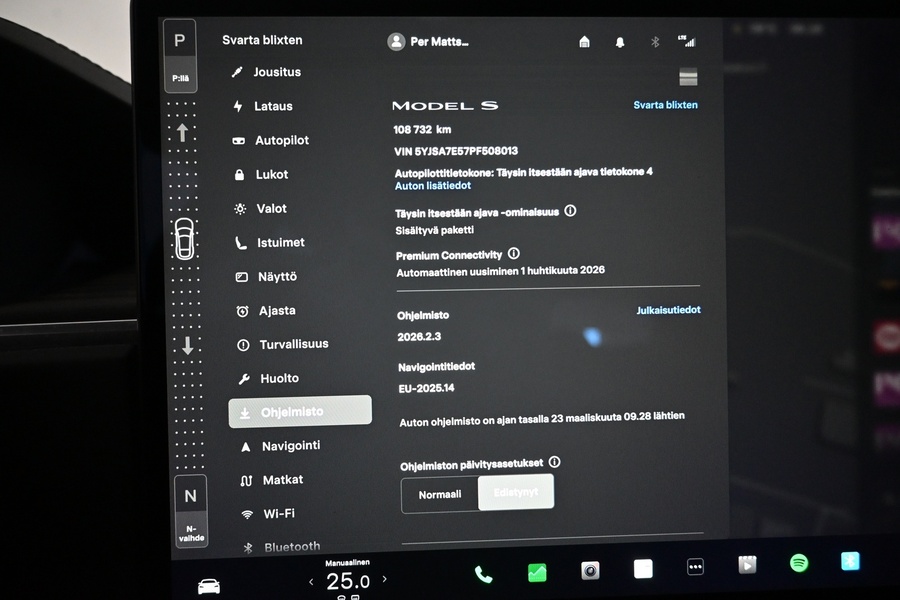Tesla Model S vaihtoauto