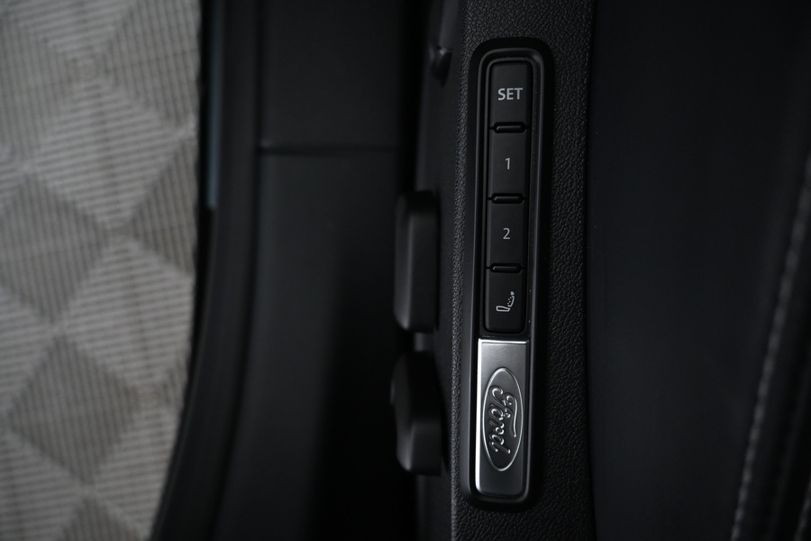 Ford USA Explorer vaihtoauto