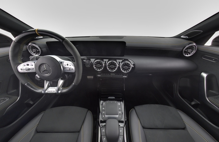 Mercedes-Benz CLA vaihtoauto