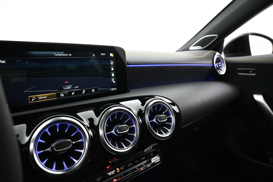 Mercedes-Benz CLA vaihtoauto