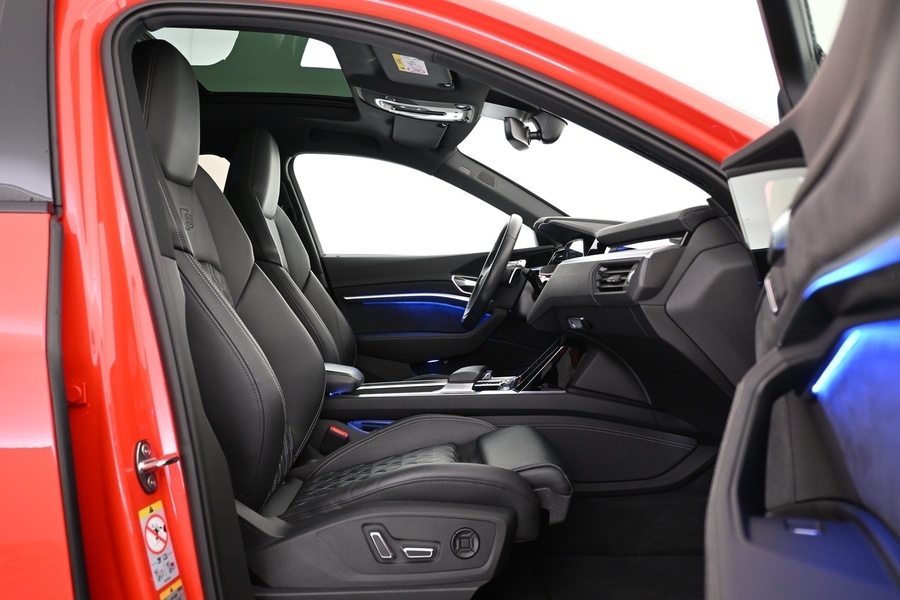 Audi e-tron vaihtoauto