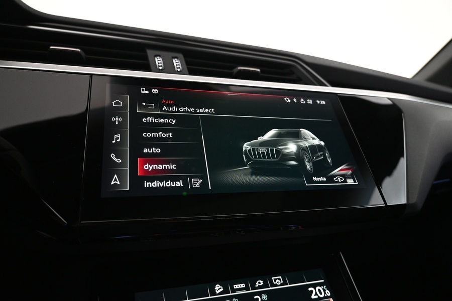 Audi e-tron vaihtoauto