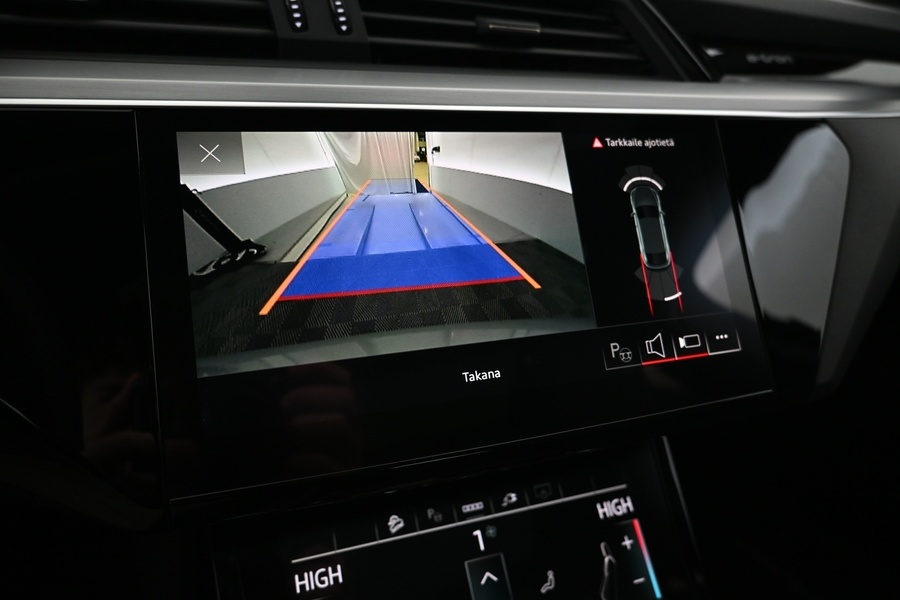 Audi e-tron vaihtoauto