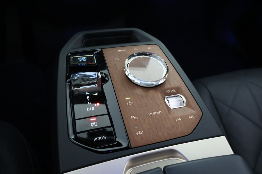 BMW iX M60 vaihtoauto