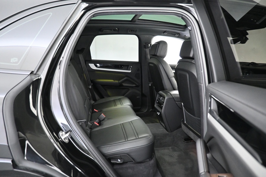 Porsche Cayenne vaihtoauto