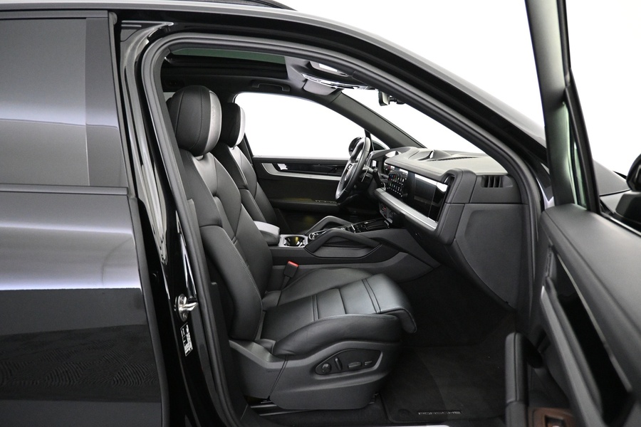 Porsche Cayenne vaihtoauto