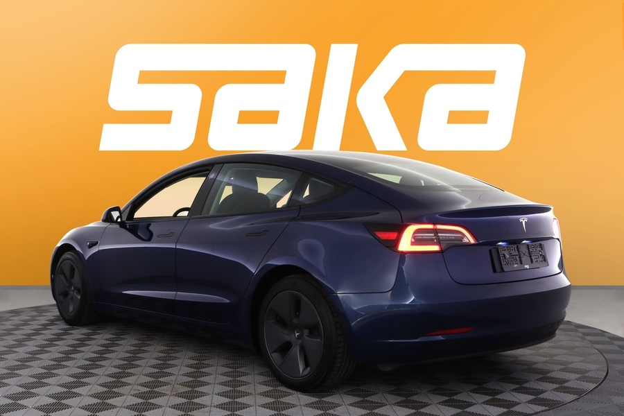 Tesla Model 3 vaihtoauto