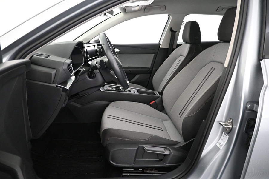 SEAT Leon Sportstourer vaihtoauto