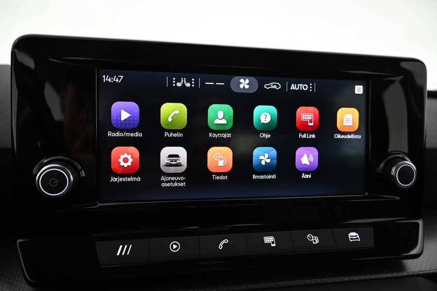 SEAT Leon Sportstourer vaihtoauto