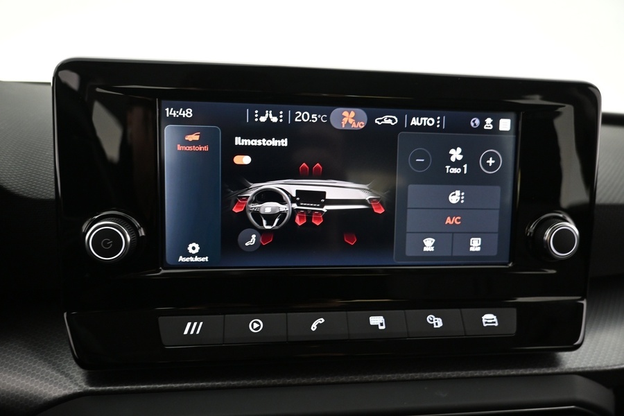 SEAT Leon Sportstourer vaihtoauto