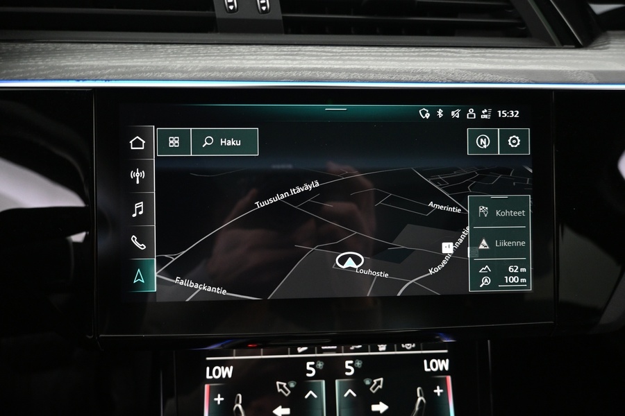 Audi e-tron vaihtoauto