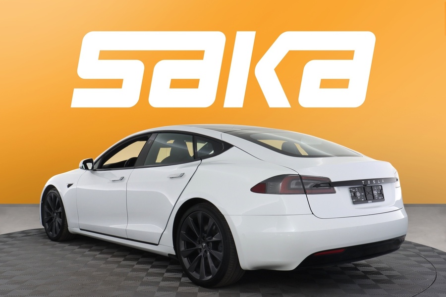 Tesla Model S vaihtoauto