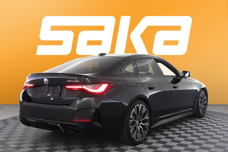 BMW M440i vaihtoauto