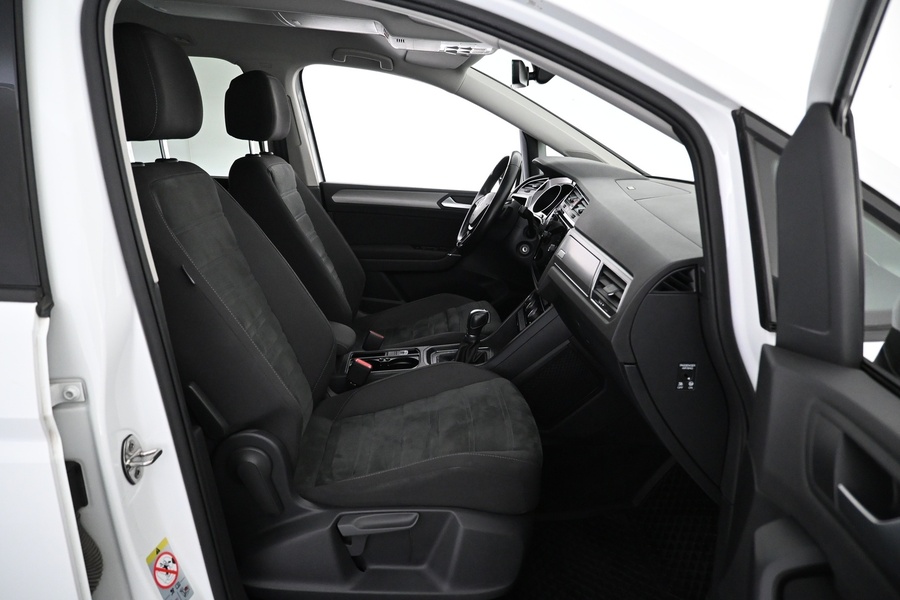 Volkswagen Touran vaihtoauto