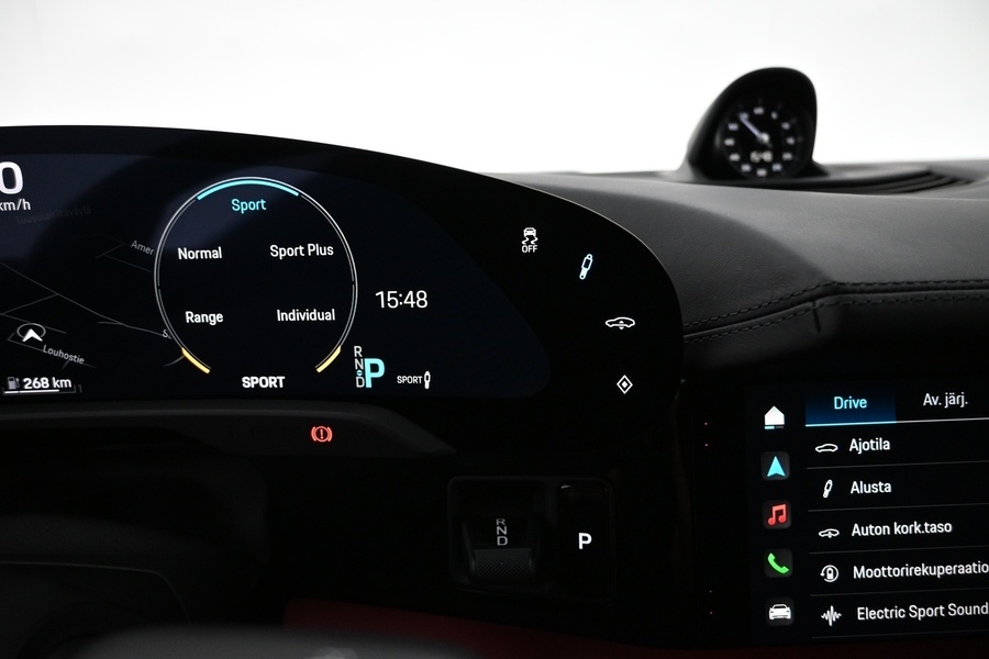 Porsche Taycan vaihtoauto