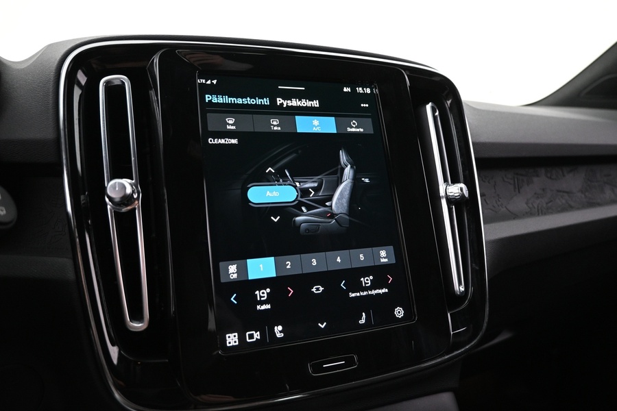 Volvo XC40 vaihtoauto