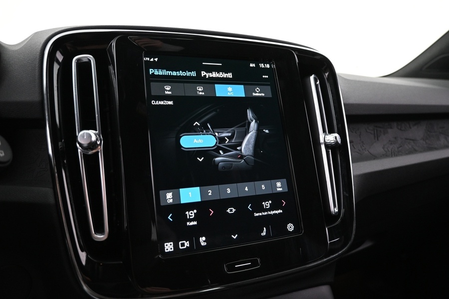 Volvo XC40 vaihtoauto