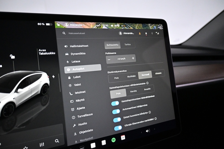 Tesla Model Y vaihtoauto