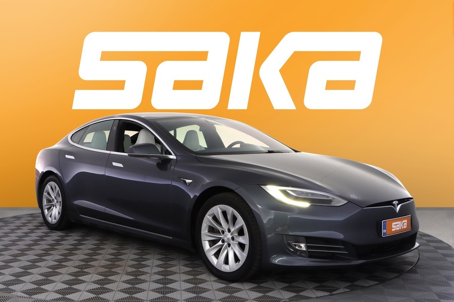 Tesla Model S vaihtoauto