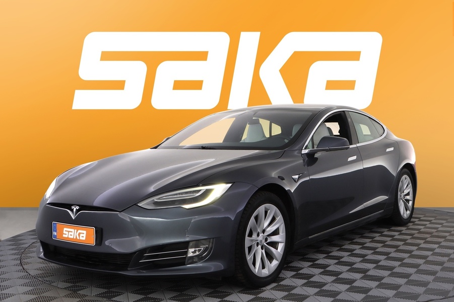 Tesla Model S vaihtoauto
